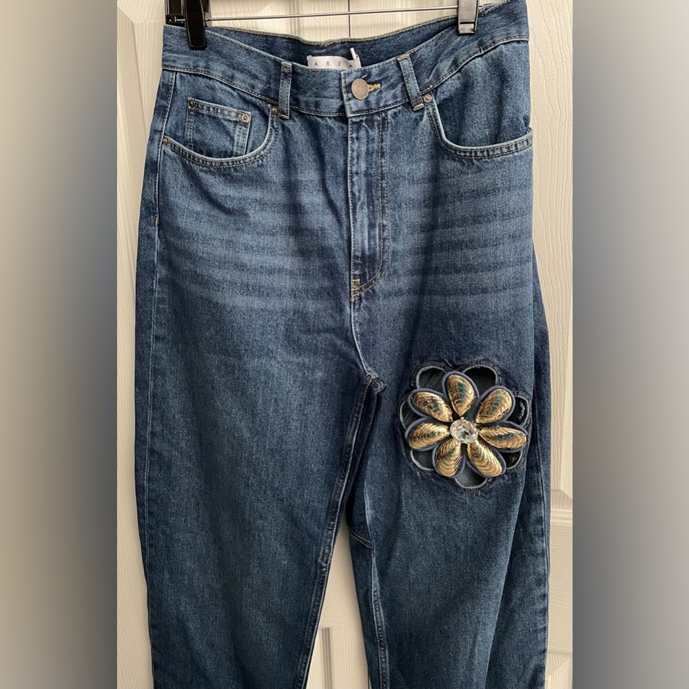 Area High Rise Jeans - Picture 14 of 14